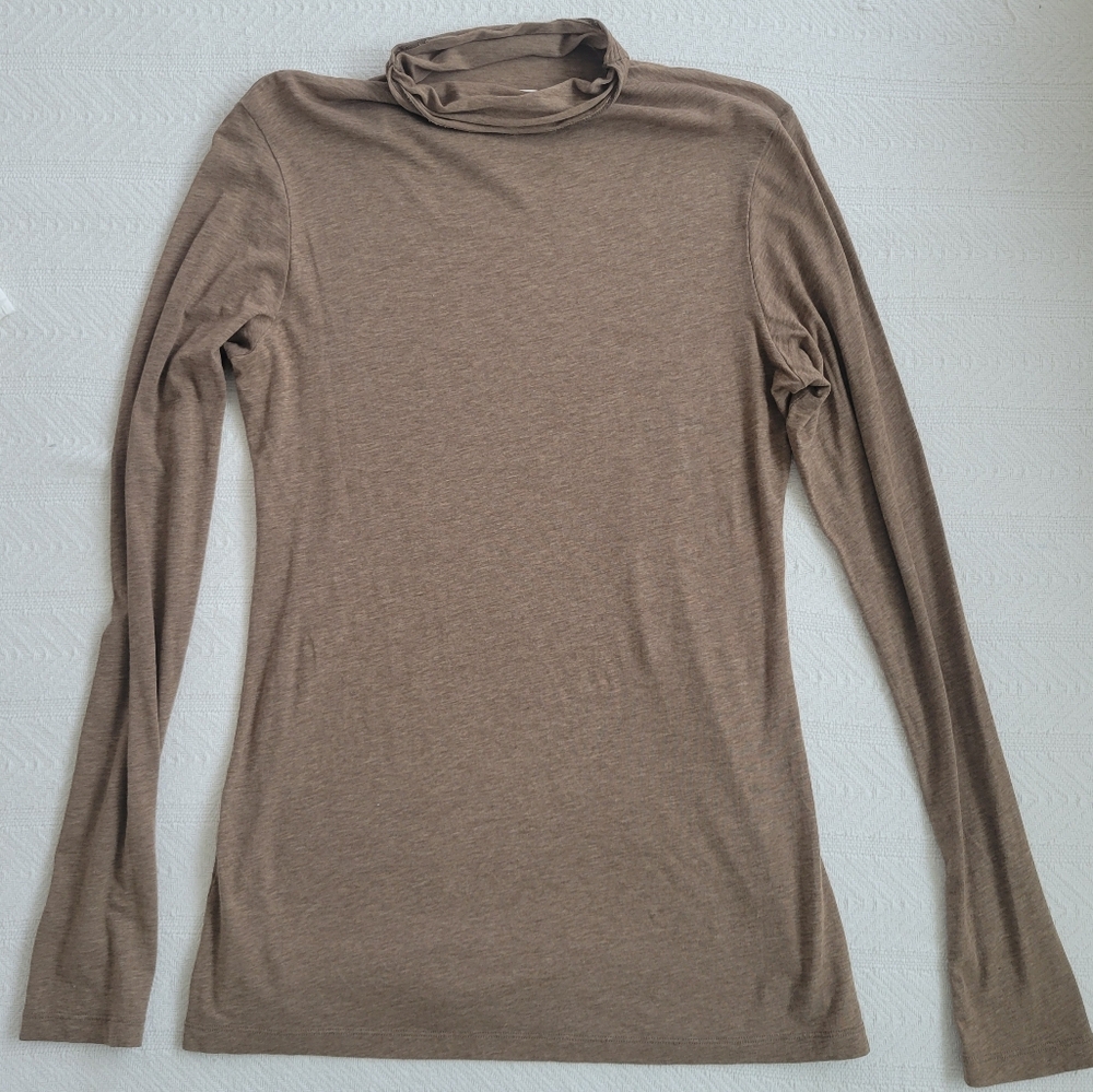 Vince Essentials Turtleneck